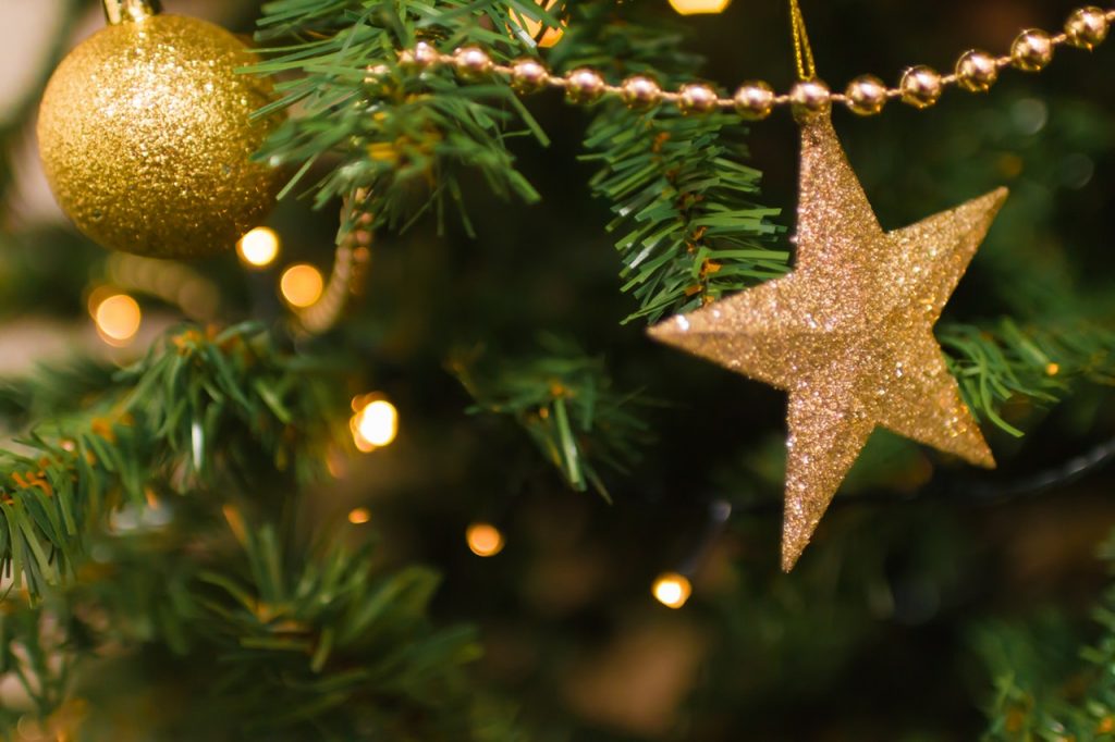 Christmas decorating tips